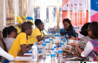 HER EMPIRE CIRCLE 2021